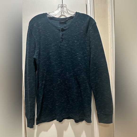 2 Men’s long sleeved tops good used condition 💖 - Picture 6 of 7